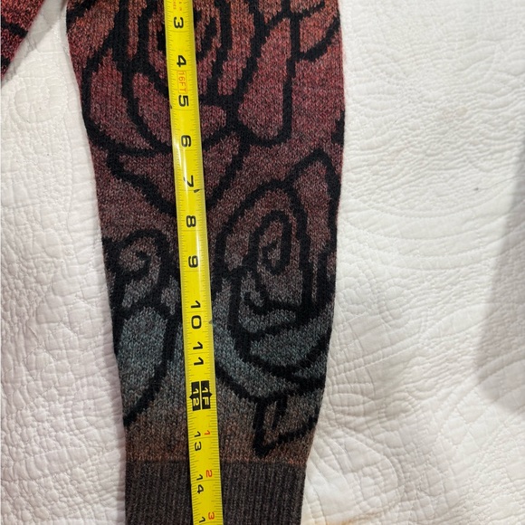 Space Dye Oversize Open Front
Skull Cardigan - Picture 10 of 11